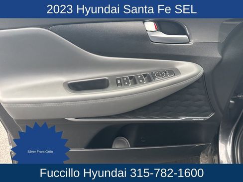 Used 2023 Hyundai Santa Fe SEL w/ Premium Package image 12