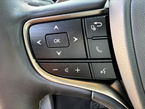 Used 2019 Lexus ES 350 w/ Premium Package FWD image 24