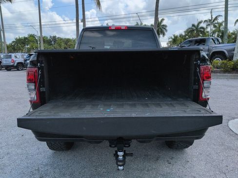 Used 2022 RAM 2500 Big Horn w/ Night Edition AWD/4WD image 13