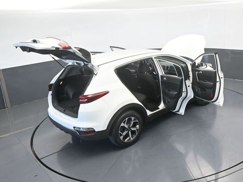 Used 2020 Kia Sportage LX image 62