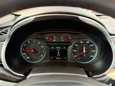 Used 2020 Chevrolet Malibu LT FWD image 20
