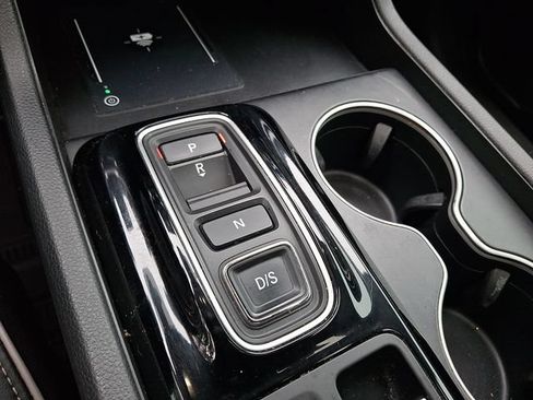 Used 2023 Honda Pilot Elite image 14