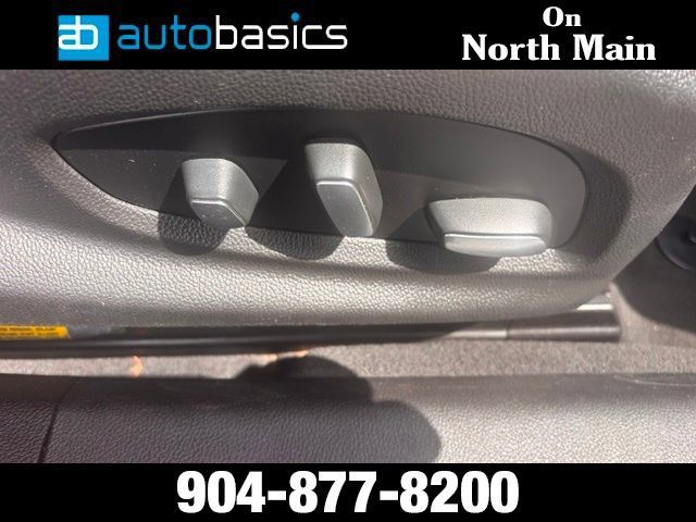 Used 2018 Cadillac XTS Luxury FWD image 16