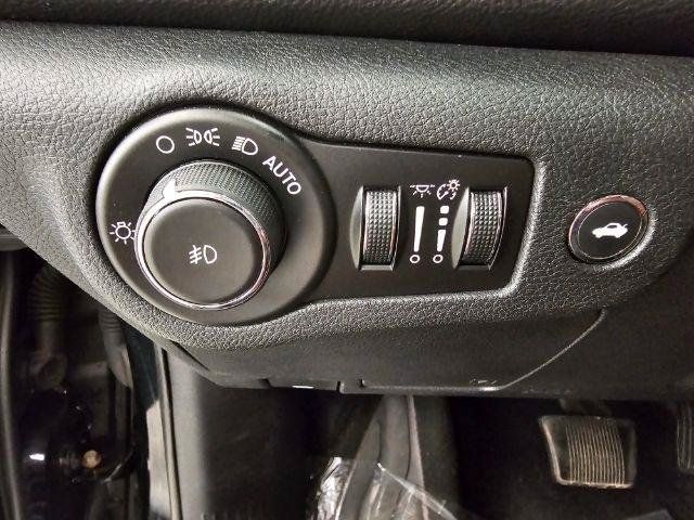 Used 2015 Chrysler 200 C w/ Navigation & Sound Group I FWD image 14