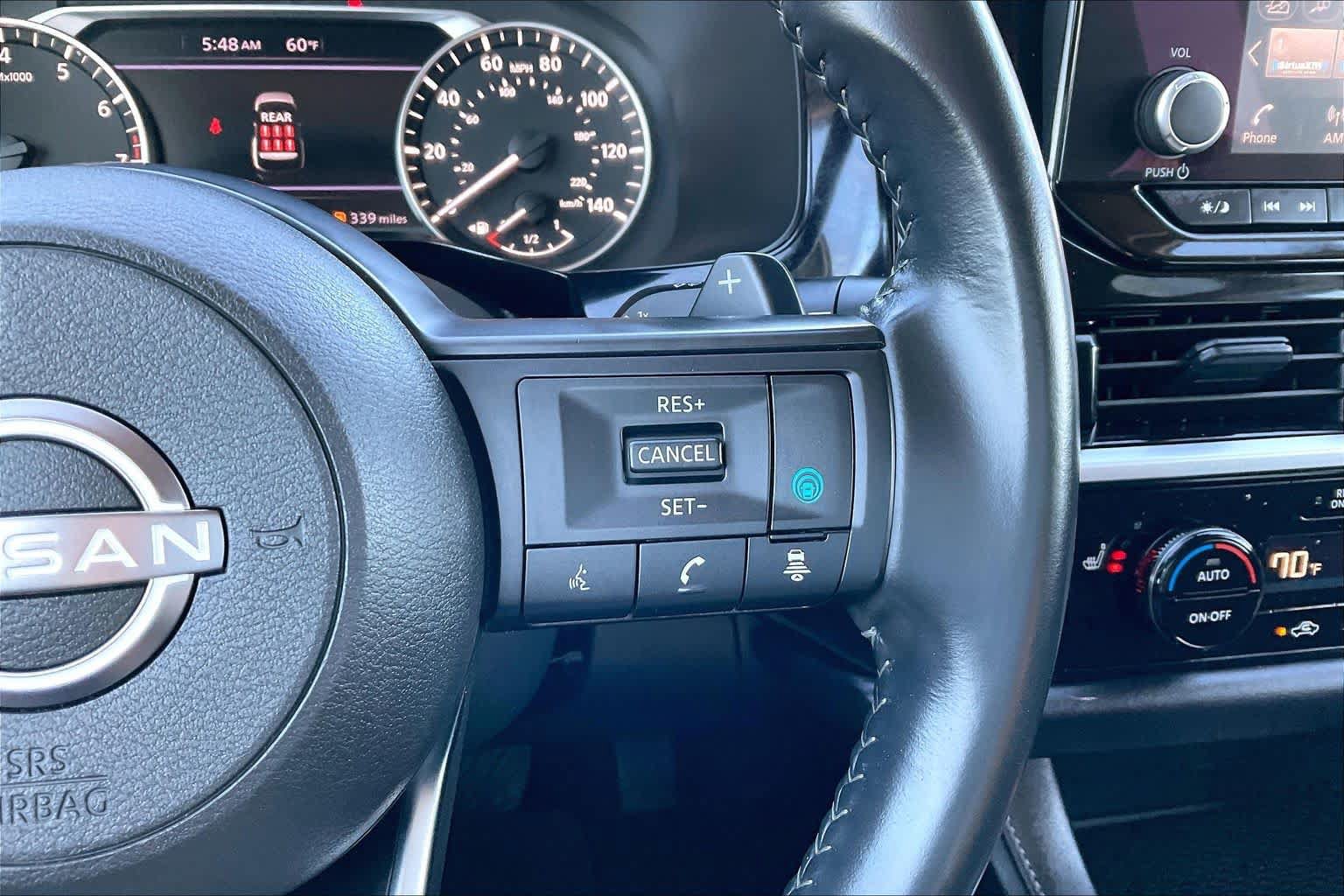 Used 2025 Nissan Pathfinder SV AWD/4WD image 23