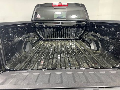 New 2026 GMC Canyon Elevation w/ Convenience Package image 14