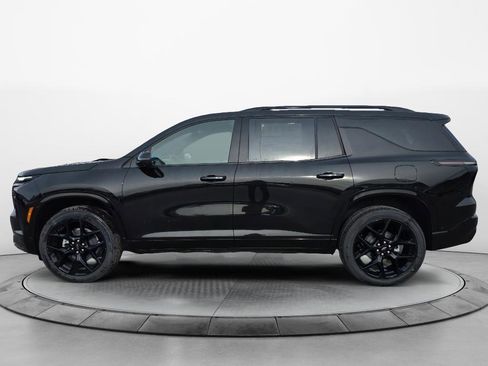 New 2026 Chevrolet Traverse RS w/ LPO, Floor Liner Package AWD/4WD image 2