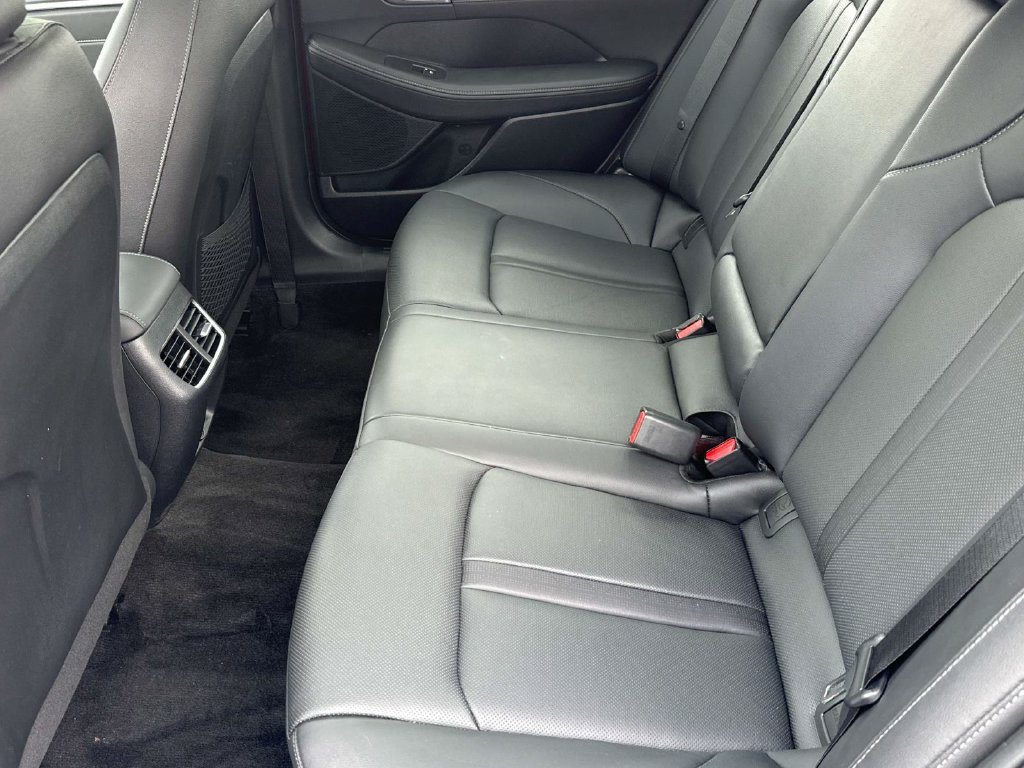 Used 2023 Hyundai Sonata Limited FWD image 16