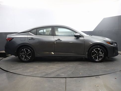 Certified 2025 Nissan Sentra SV w/ All-Weather Package image 4