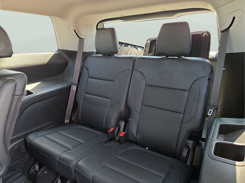 Used 2021 GMC Acadia SLT w/ Elevation Edition FWD image 10