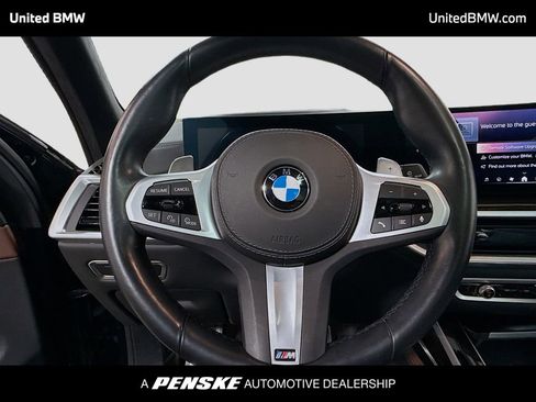 Used 2024 BMW X7 xDrive40i w/ Executive Package image 6