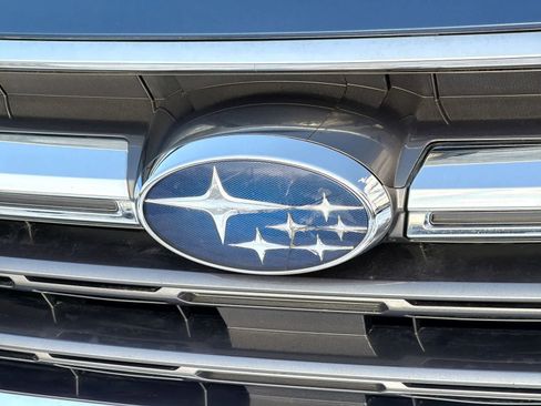 Used 2019 Subaru Outback 2.5i Premium image 12