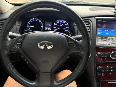 Used 2016 INFINITI QX50 AWD w/ Deluxe Touring Package image 19