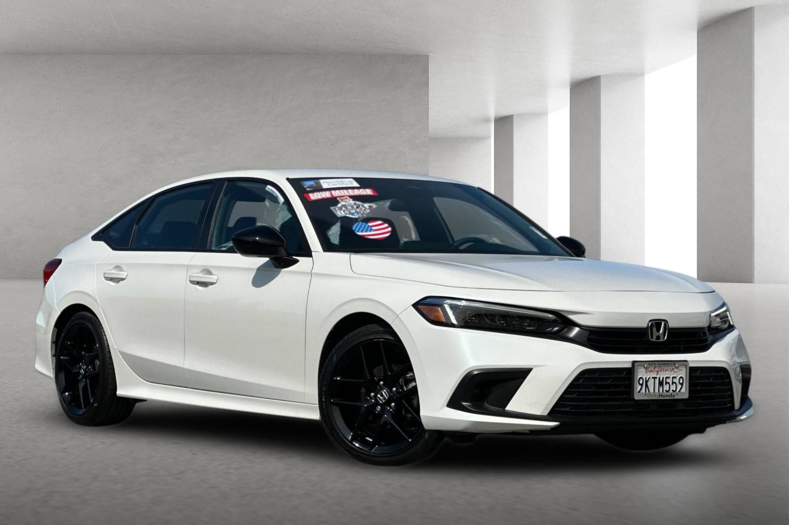 Used 2024 Honda Civic Sport image 2