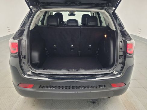 Used 2021 Jeep Compass Altitude w/ Sun and Sound Group image 29