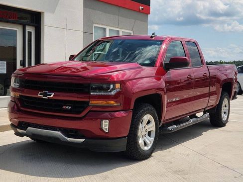 Used 2018 Chevrolet Silverado 1500 LT w/ All Star Edition AWD/4WD image 26