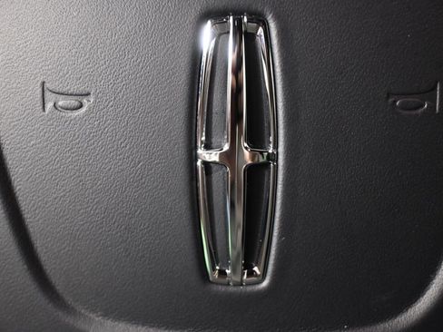Used 2024 Lincoln Navigator Reserve AWD/4WD image 36