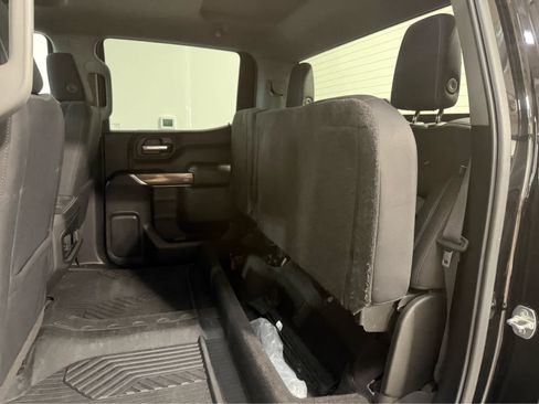 Used 2022 Chevrolet Silverado 1500 LT Trail Boss w/ Bed Protection Package AWD/4WD image 16