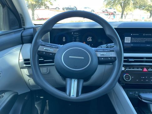 Used 2025 Hyundai Tucson SEL image 31