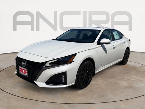 New 2026 Nissan Altima 2.5 SV FWD image 6