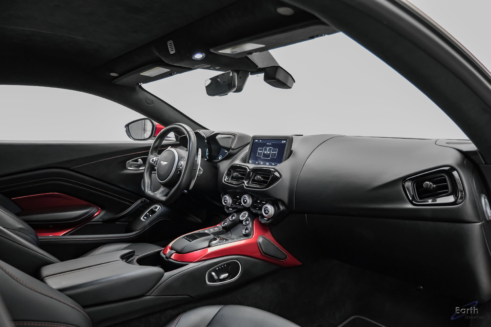 Used 2019 Aston Martin V8 Vantage Coupe RWD image 47