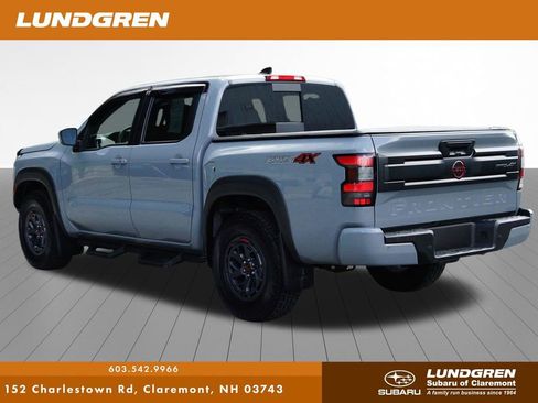 Used 2025 Nissan Frontier PRO-4X AWD/4WD image 31