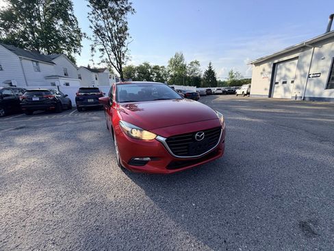 Used 2017 MAZDA MAZDA3 Sport FWD image 5