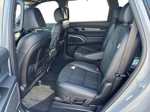 Certified 2025 Kia Telluride EX X-Line AWD/4WD image 12