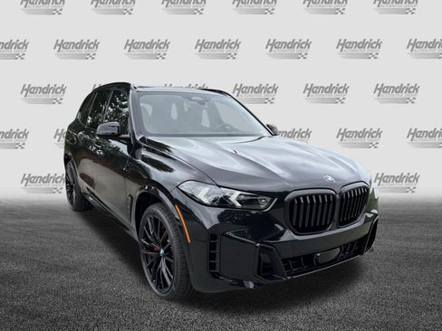 New 2026 BMW X5 xDrive40i w/ M Sport Package AWD/4WD image 2