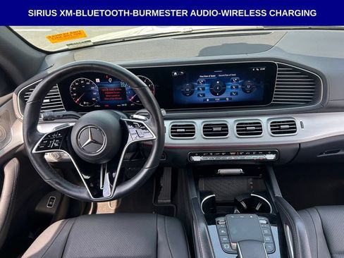 Used 2025 Mercedes-Benz GLS 450 4MATIC image 14