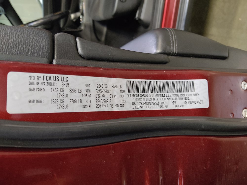 Used 2019 Jeep Grand Cherokee Laredo RWD image 33