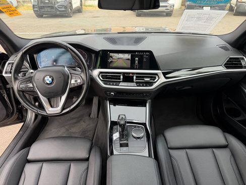 Used 2019 BMW 330i Sedan w/ Convenience Package RWD image 13