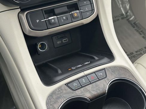 Certified 2023 GMC Acadia Denali w/ Denali Technology Package image 33