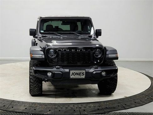 Used 2024 Jeep Wrangler Willys image 2