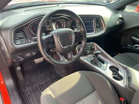 Used 2018 Dodge Challenger R/T Scat Pack RWD image 18