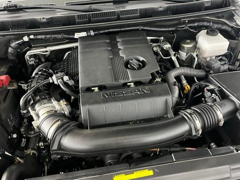 Used 2025 Nissan Frontier SV image 28