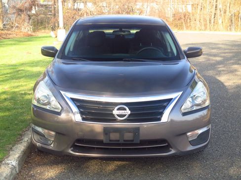Used 2014 Nissan Altima 2.5 S w/ Sport Value Package image 21