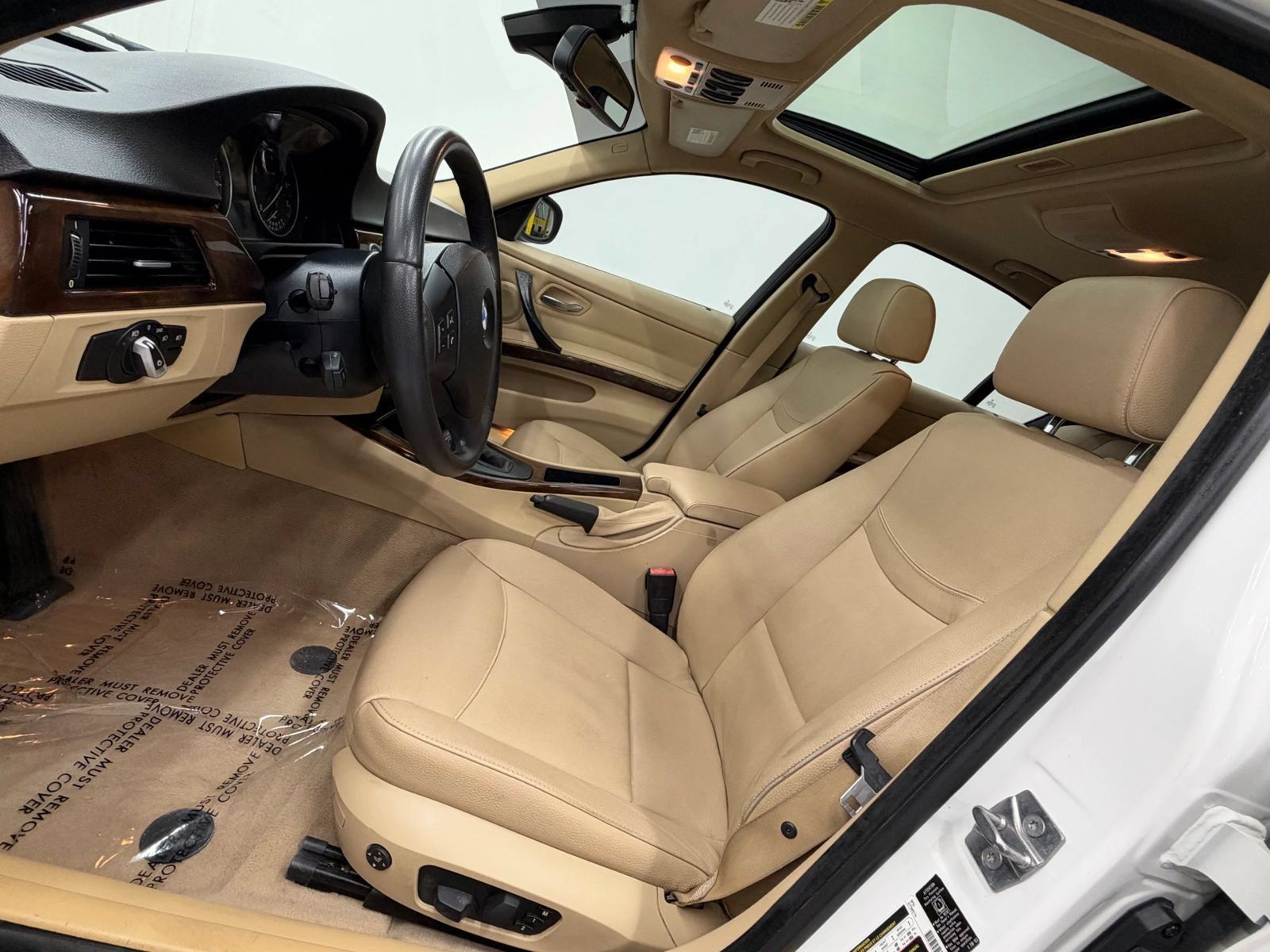 Used 2010 BMW 328i Sedan RWD image 15