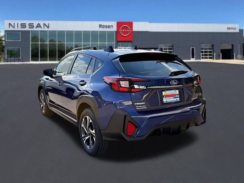 Used 2025 Subaru Crosstrek 2.5i Premium AWD/4WD image 4