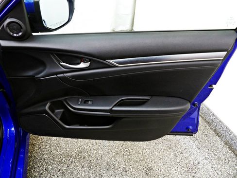 Used 2017 Honda Civic EX-L image 11