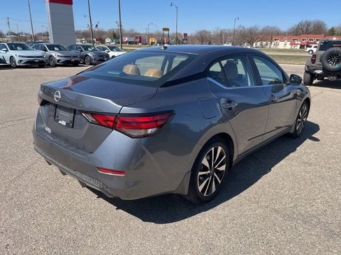 Used 2025 Nissan Sentra SV w/ SV Premium Package image 5