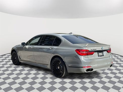 Used 2019 BMW ALPINA B7 xDrive w/ Luxury Rear Seating Package image 3