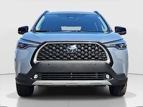 Certified 2025 Toyota Corolla Cross XLE w/ Convenience Package AWD/4WD image 2