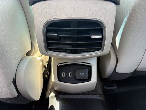 Used 2018 Lincoln MKZ Select w/ Select Plus Package FWD image 18