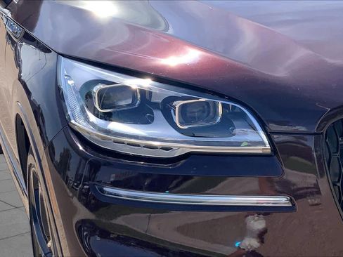 Used 2023 Lincoln Aviator Black Label AWD/4WD image 28