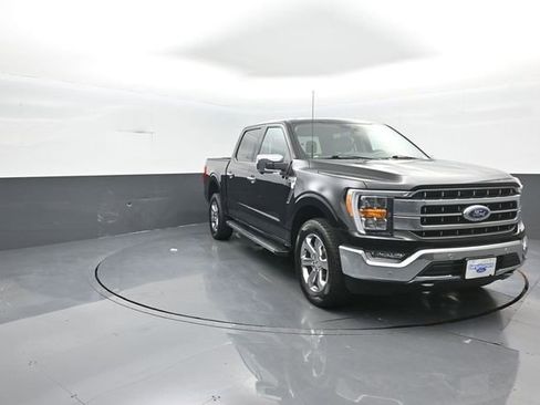 Used 2021 Ford F150 Lariat AWD/4WD image 2