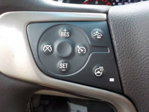 Used 2016 GMC Yukon Denali w/ Open Road Package AWD/4WD image 17