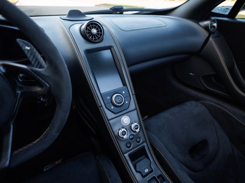 Used 2016 McLaren 675LT Spider image 59