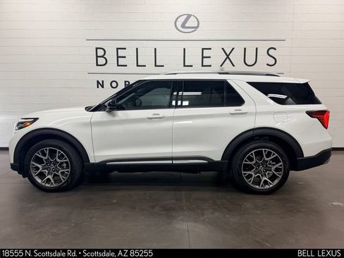 Used 2025 Ford Explorer Platinum w/ Ultimate Package AWD/4WD image 7