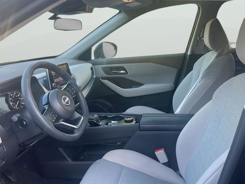 Used 2023 Nissan Rogue SV AWD/4WD image 13